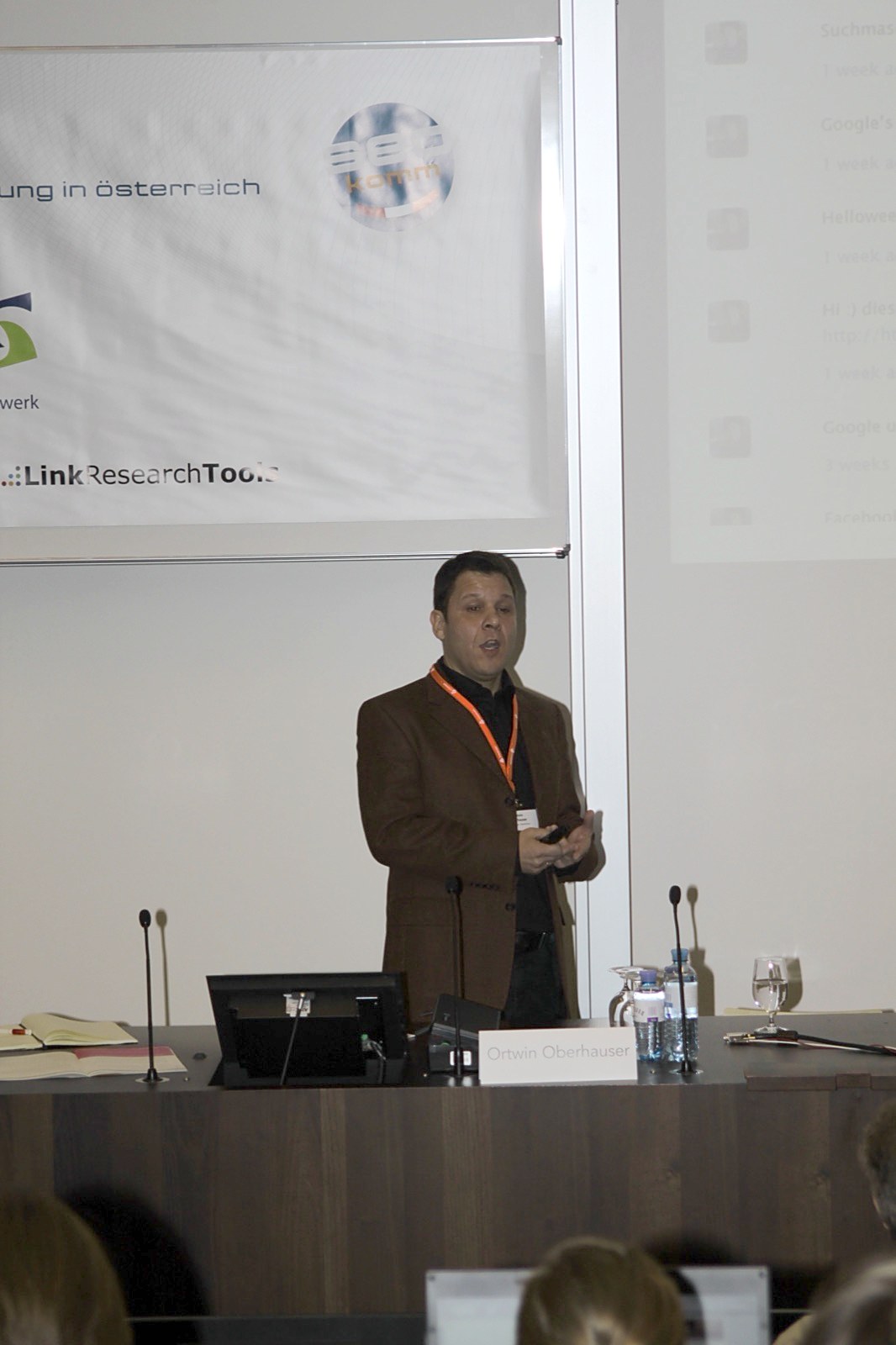 Ortwin Oberhauser speaking at SEOkomm 2010 in Salzburg